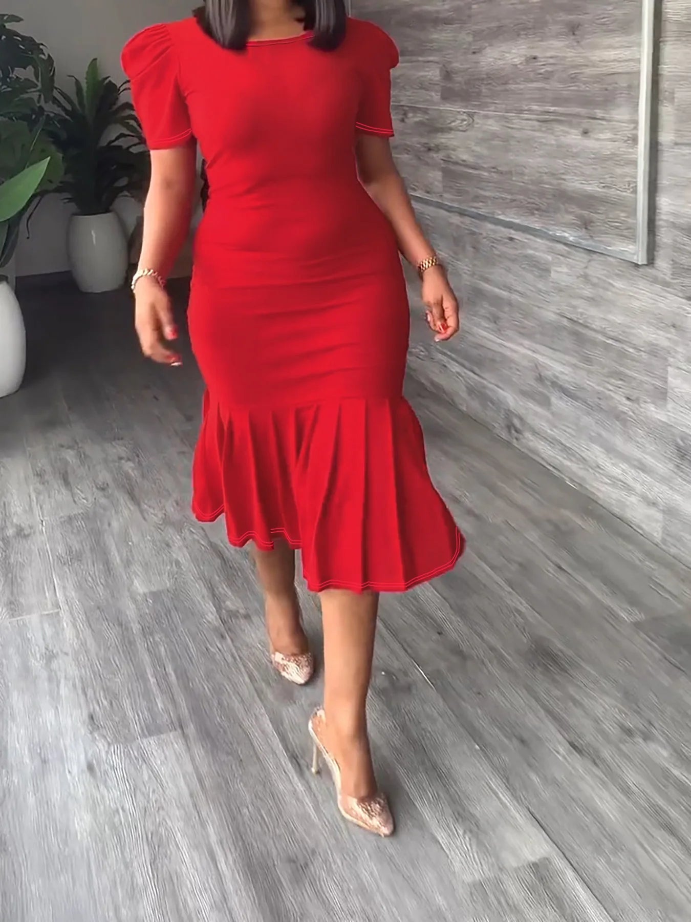 Women'S Spring and Summer Short Sleeve Crew Neck Hip Wrap Skirt Pleated Medium and Long Dress 2026 Trend Retro Spring New