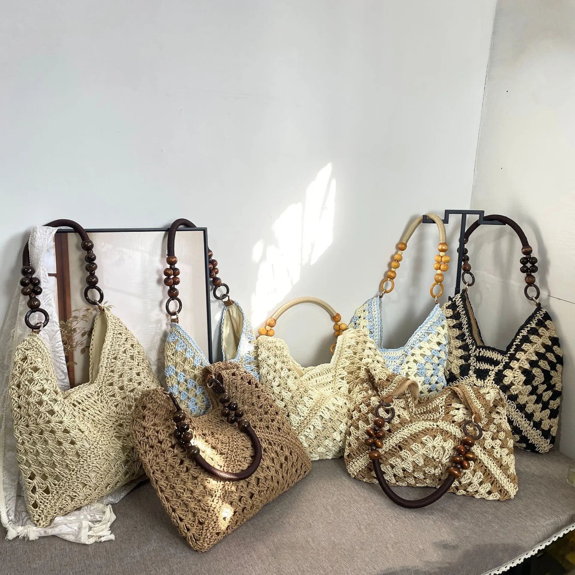 Handcrafted Versatile Woven Bag - Lightweight Crochet Straw Shoulder Bag for Beach and Vacation Use