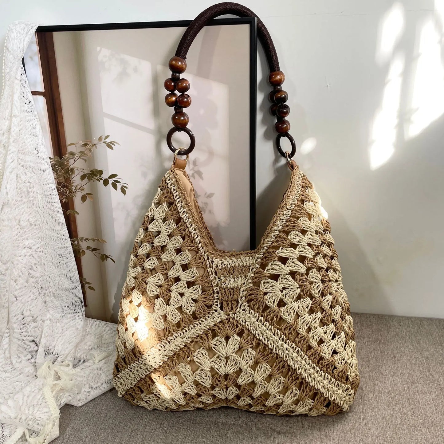 Handcrafted Versatile Woven Bag - Lightweight Crochet Straw Shoulder Bag for Beach and Vacation Use