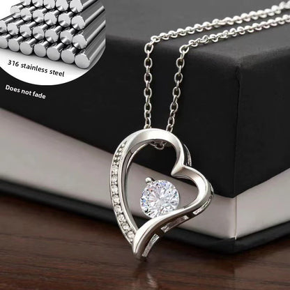 Collar Corazón con Zirconia | Oro Blanco y Oro Amarillo
